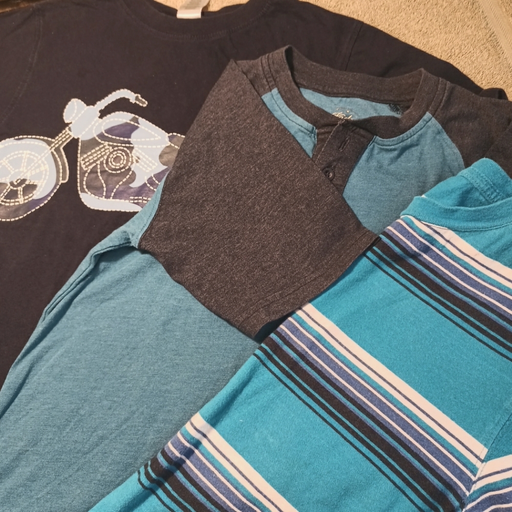 bundle of 3 blue shirts and 1 pair of pants